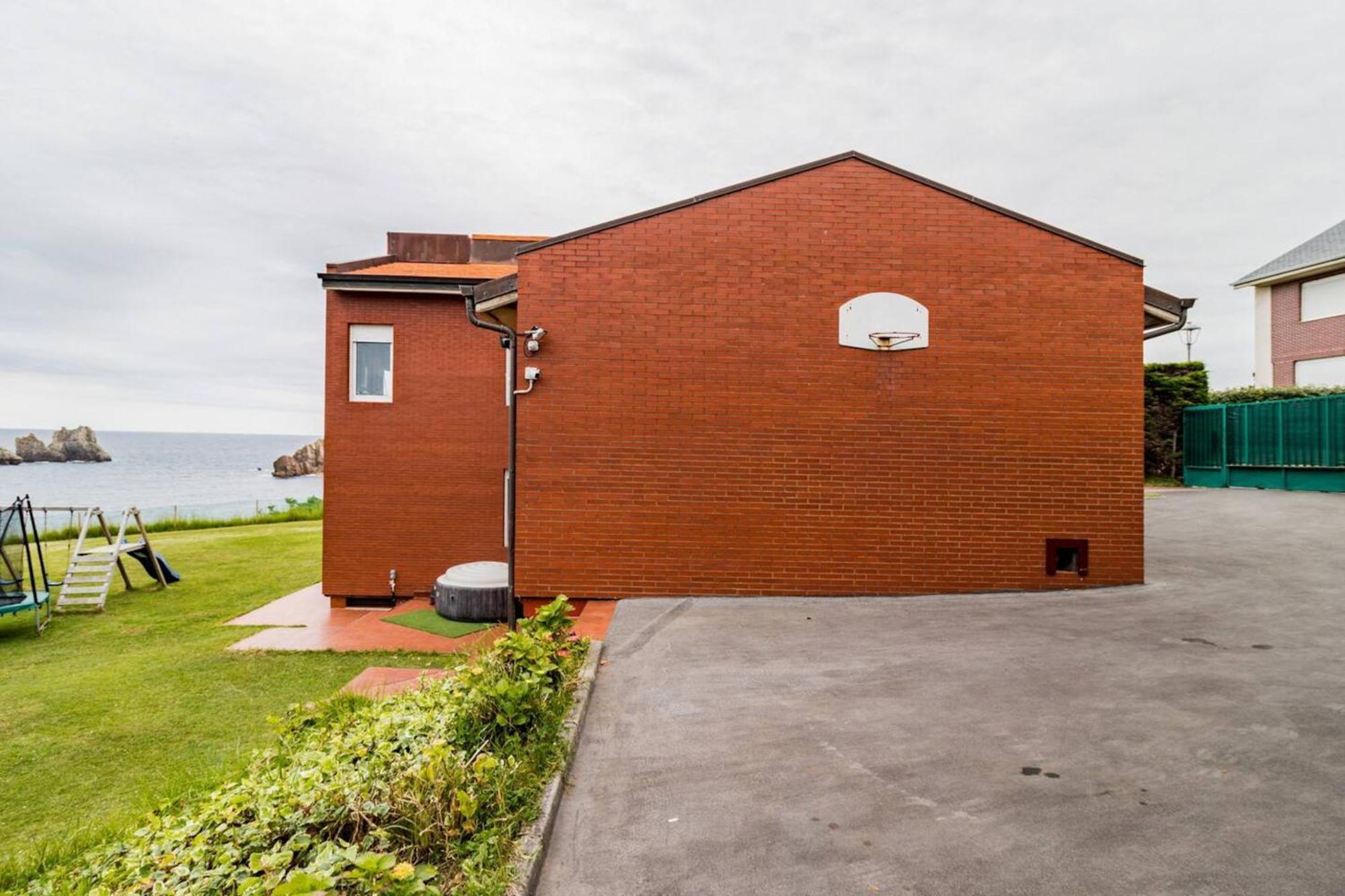 Spacious House With Sea View In Liencres + Jacuzzi Luaran gambar