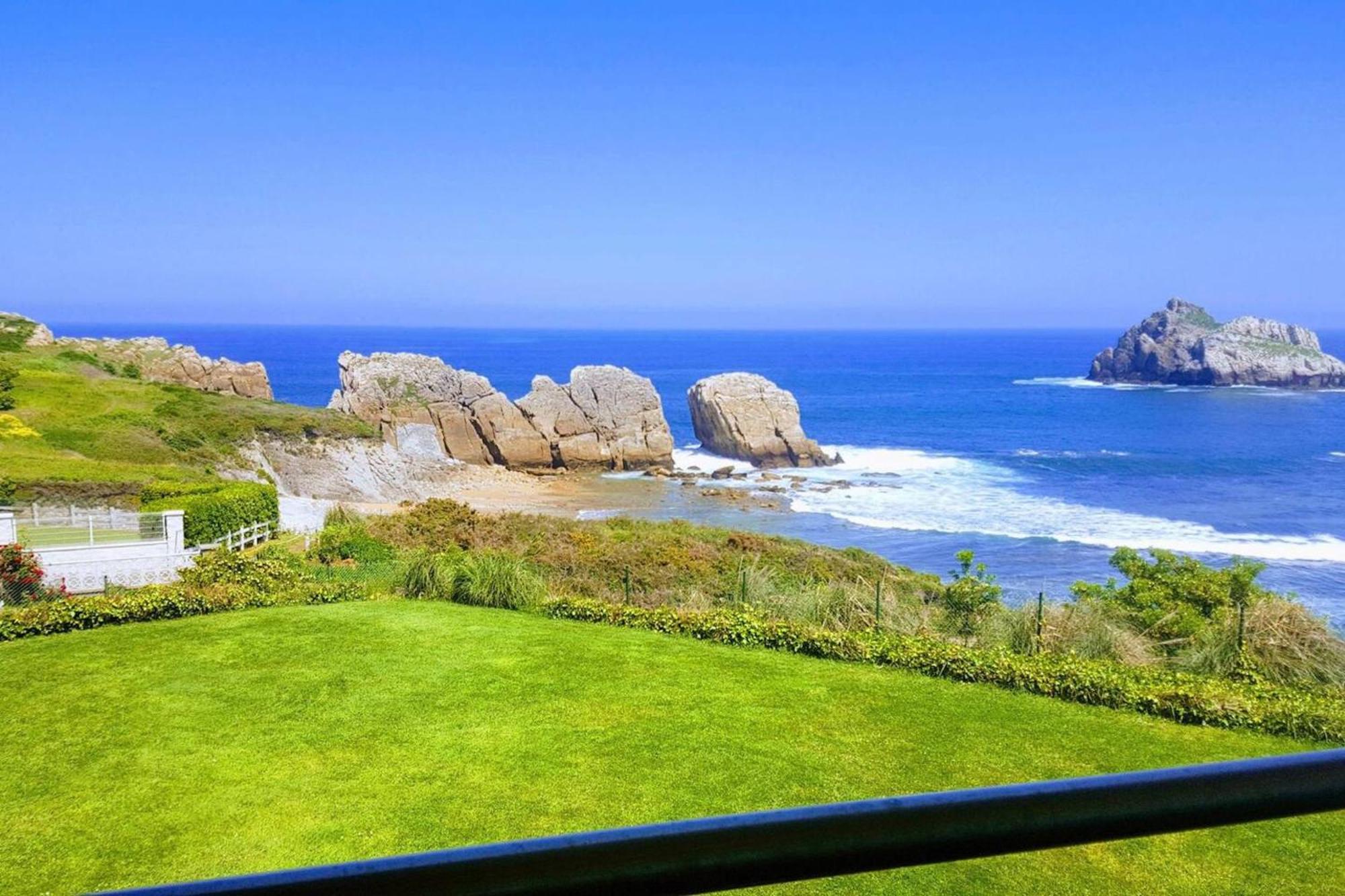 Spacious House With Sea View In Liencres + Jacuzzi Luaran gambar